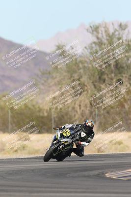 media/Nov-02-2025-CVMA (Sun) [[337aff29ab]]/Race 11-Amateur Supersport Open/